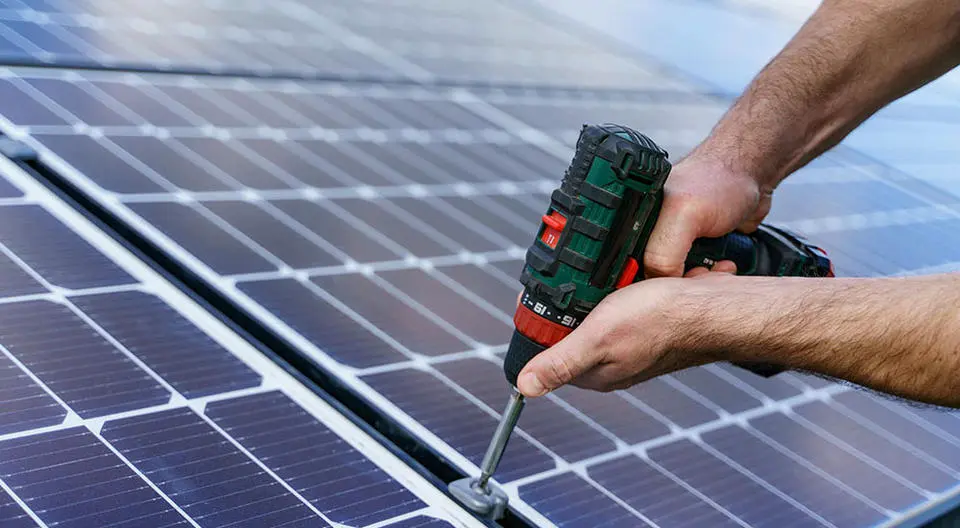 Photovoltaikmodule und Wärmepumpen als ökonomische Lösung für Ihr Eigenheim.
